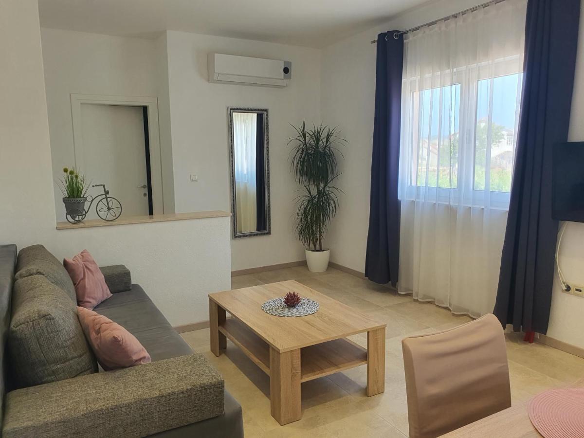 Apartment Rados 더갈포지 외부 사진